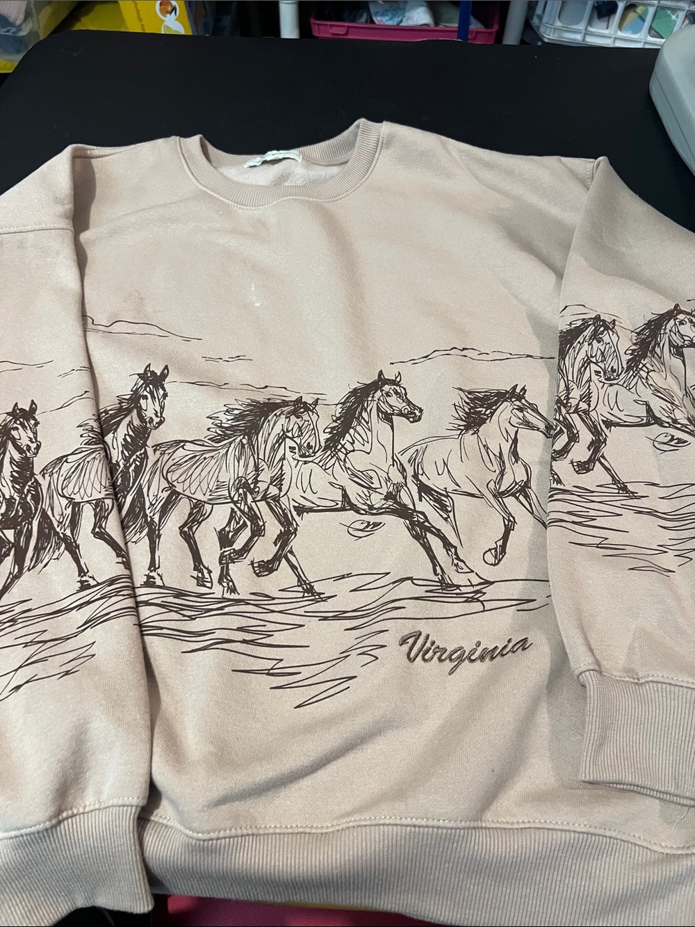 State of Mind call out size large Beige Horse-Print Crewneck Sweatshirt